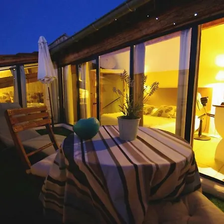 La Paloma Bed & Breakfast