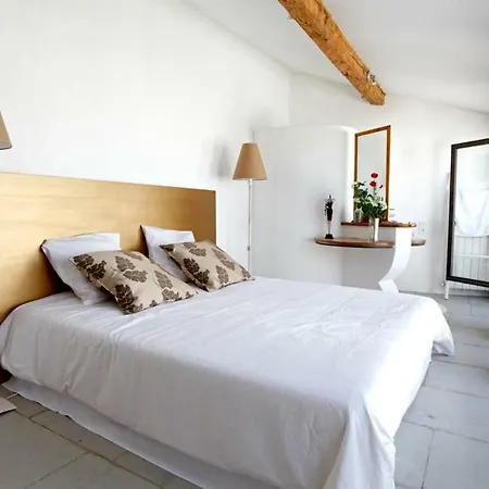 La Paloma Bed & Breakfast *